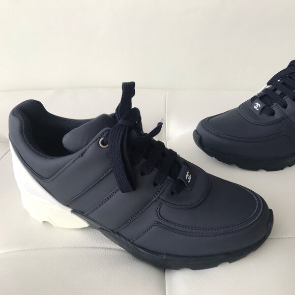 CHANEL NAVY LEATHER WHITE HEEL CC LOGO LACE UP SNEAKERS TRAINERS SHOES SIZE 38
